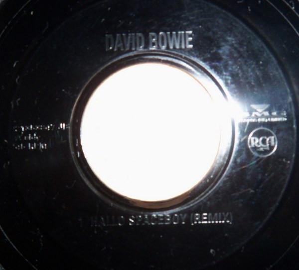 David Bowie - Hallo Spaceboy