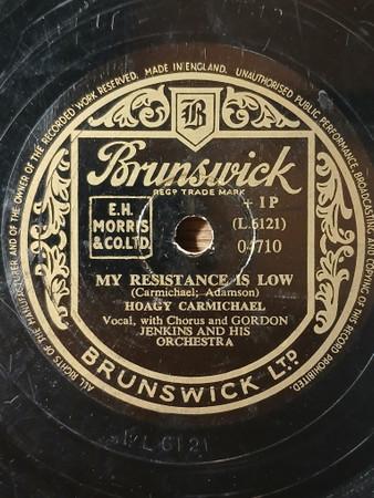 Hoagy Carmichael, Gordon Jenkins and his Orchestra and Chorus - My Resistance Is Low / Sacramento