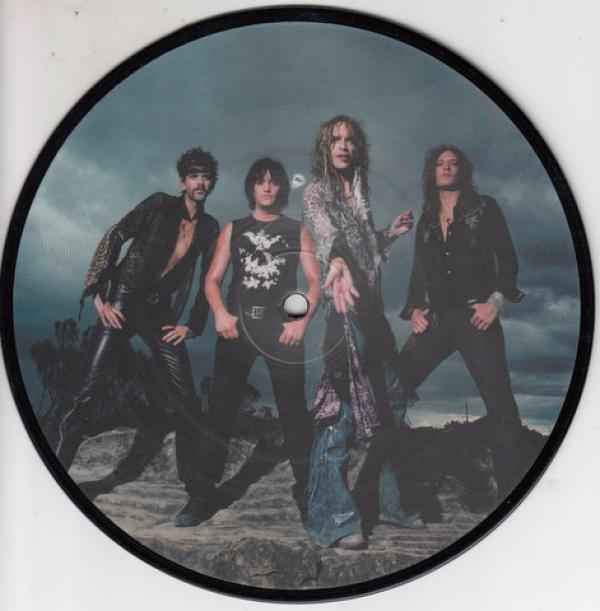 The Darkness - Love Is Only A Feeling